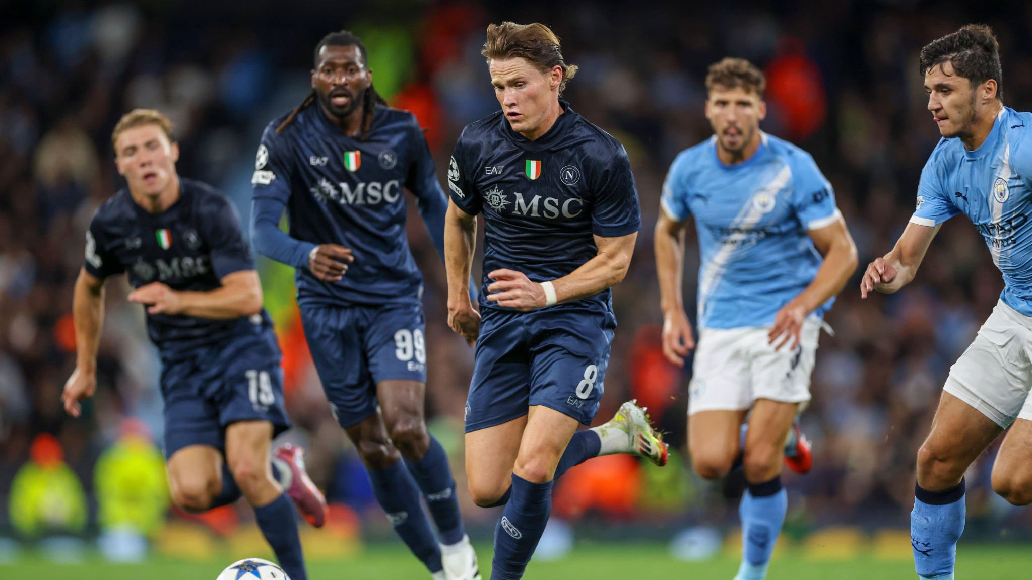 Скот Мактоминей не позволи на Интер да се откъсне