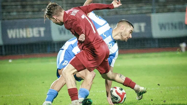 Дунав (Русе) - Спартак (Плевен) на живо: Къде може да гледате мача от MrBit Втора лига