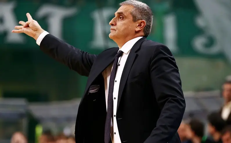 Το σκεπτόμενο μπάσκετ του Πεδουλάκη δεν σημαίνει… αργό μπάσκετ