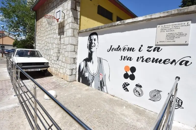 To Golf του Ντράζεν...