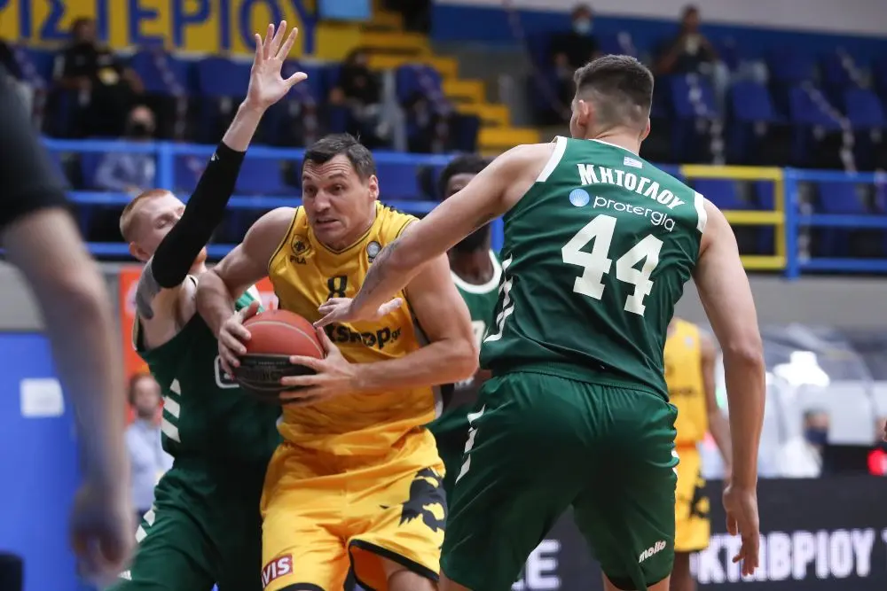 Παναθηναϊκός-ΑΕΚ: Ντέρμπι της Αθήνας, μάχη τίτλου