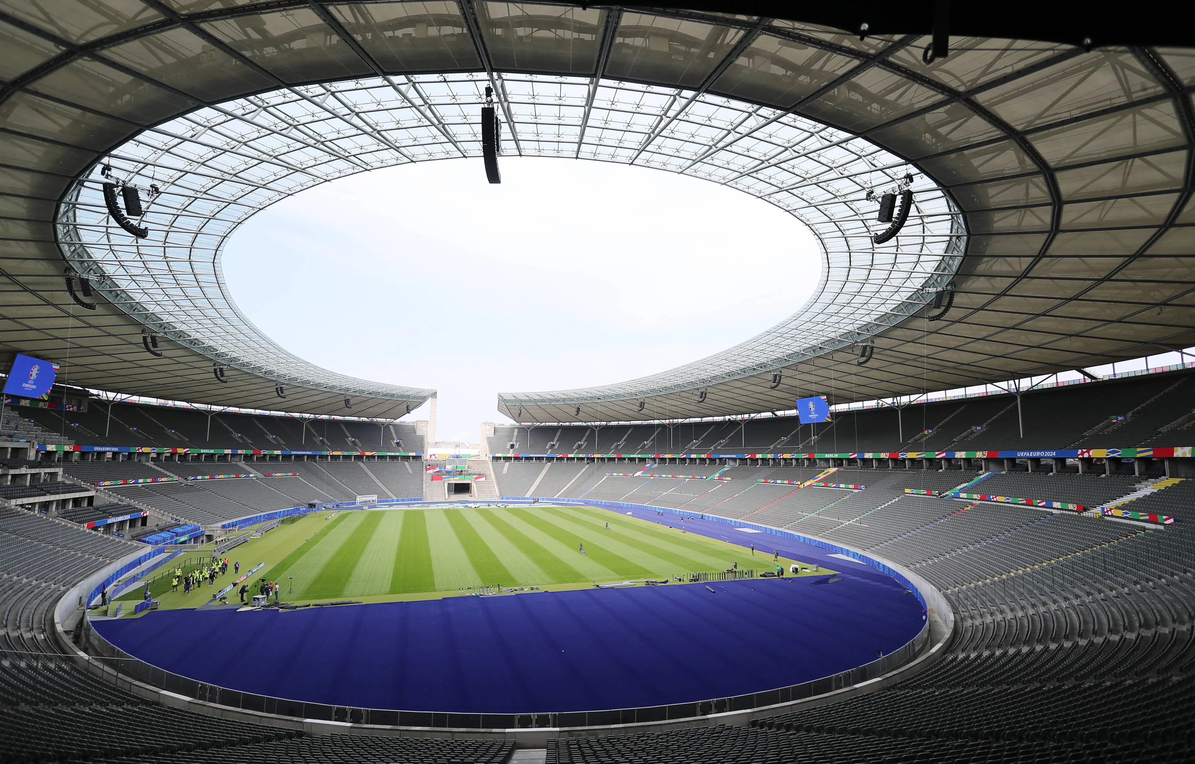 Μια βόλτα στα γήπεδα του Euro 2024