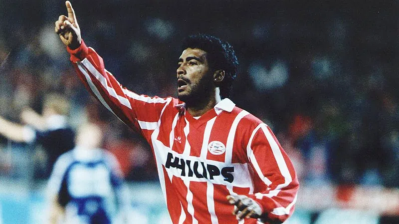 Ξενύχτια, γυναίκες και γκολ: Ο Ρομάριο στην Ολλανδία