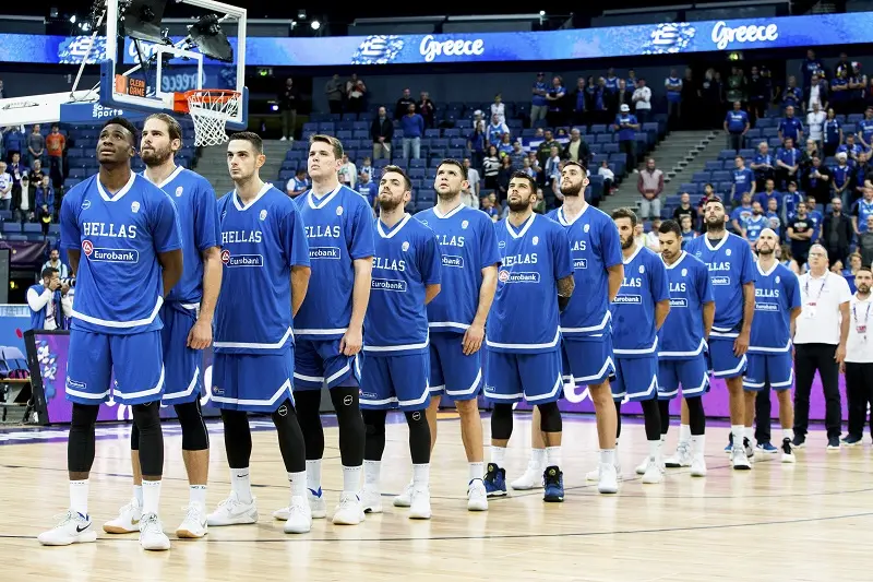 Χορεύοντας με τους λύκους..