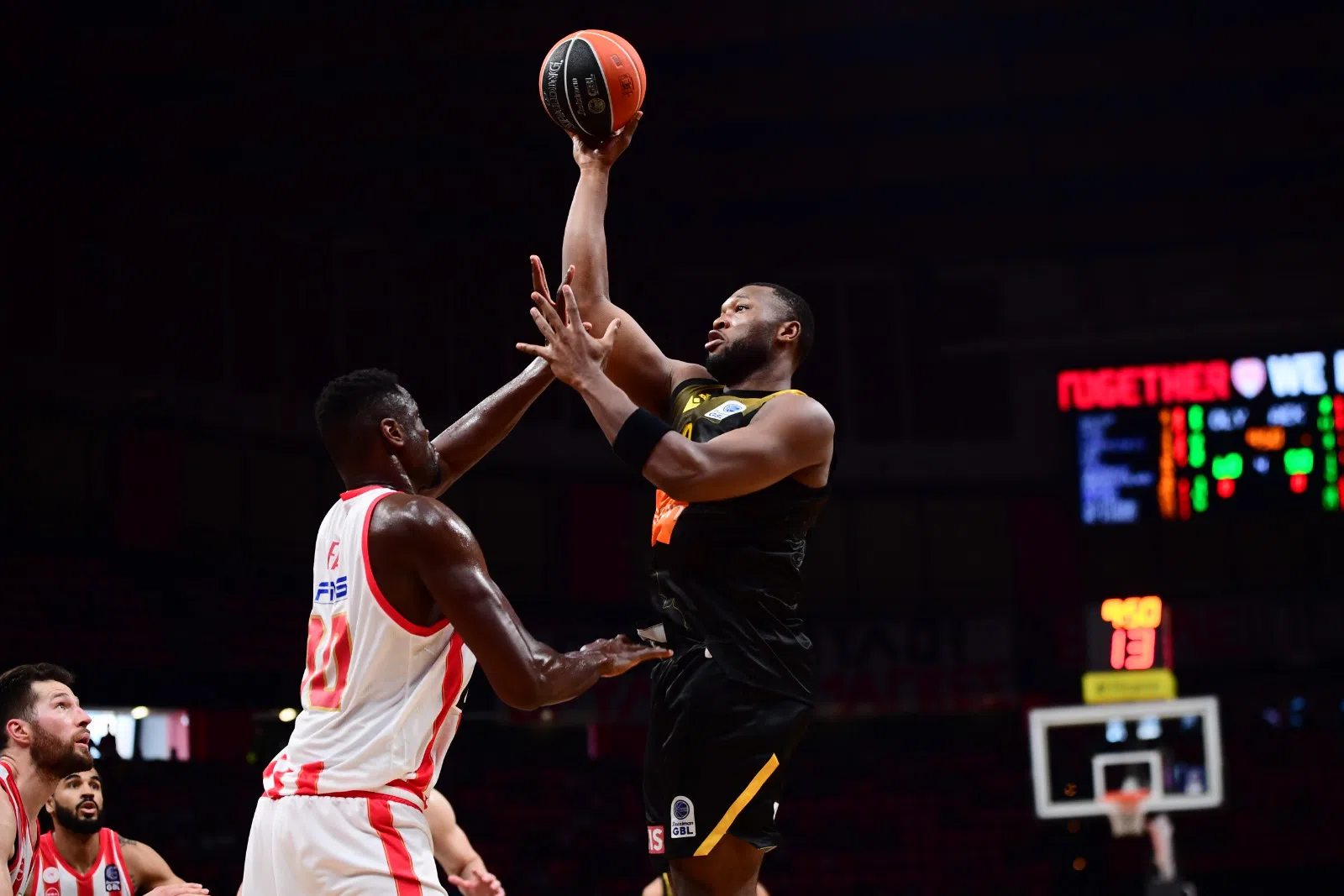 ΑΕΚ-Ολυμπιακός: Συναρπαστικό ματς και στοιχηματικές