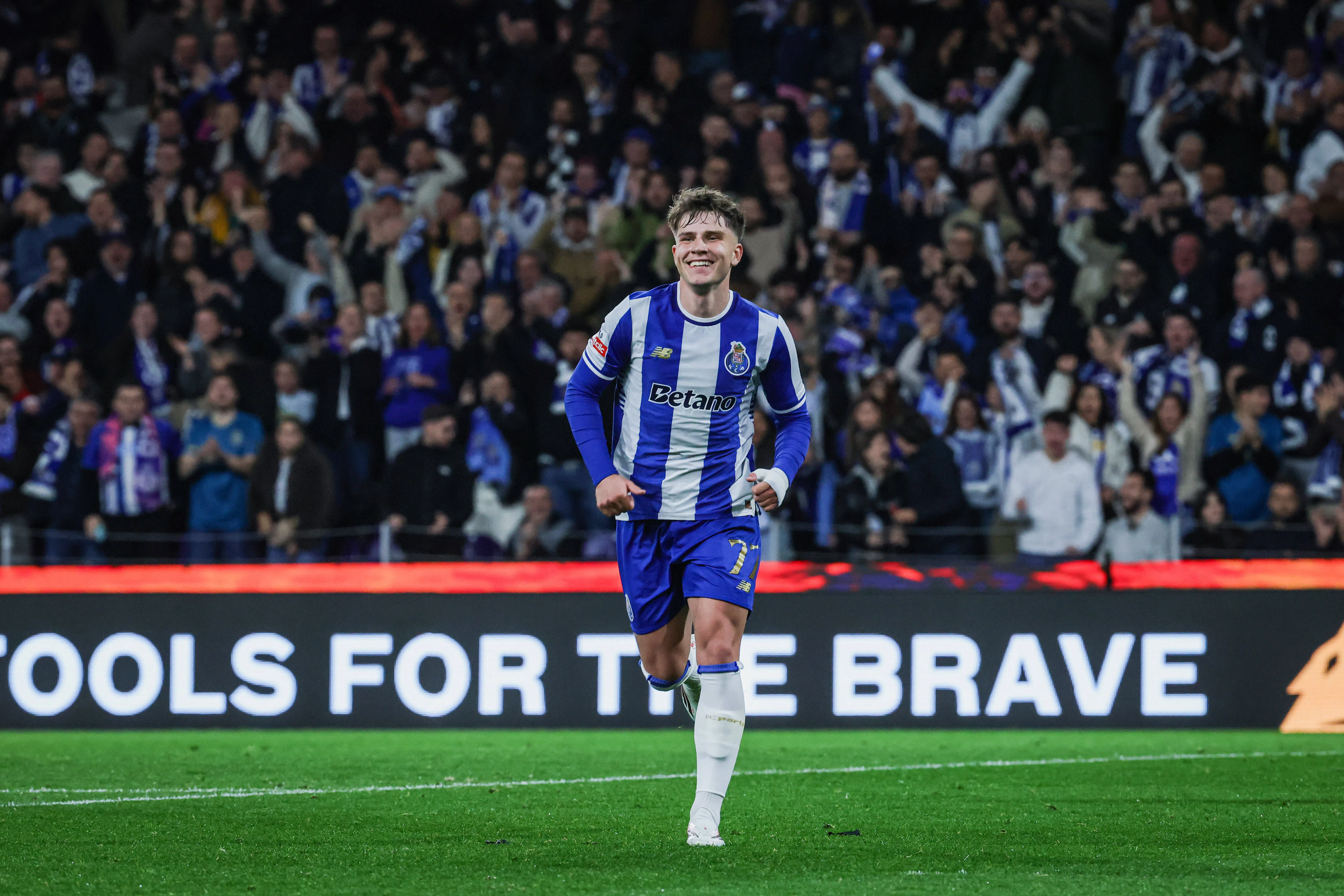 Όσκαρ Πιετουσέφσκι: το νέο παιδί-θαύμα της Πολωνίας