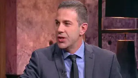 Венелин Петков: Разбиха къщата ми, изтръгнаха и кабелите от стените