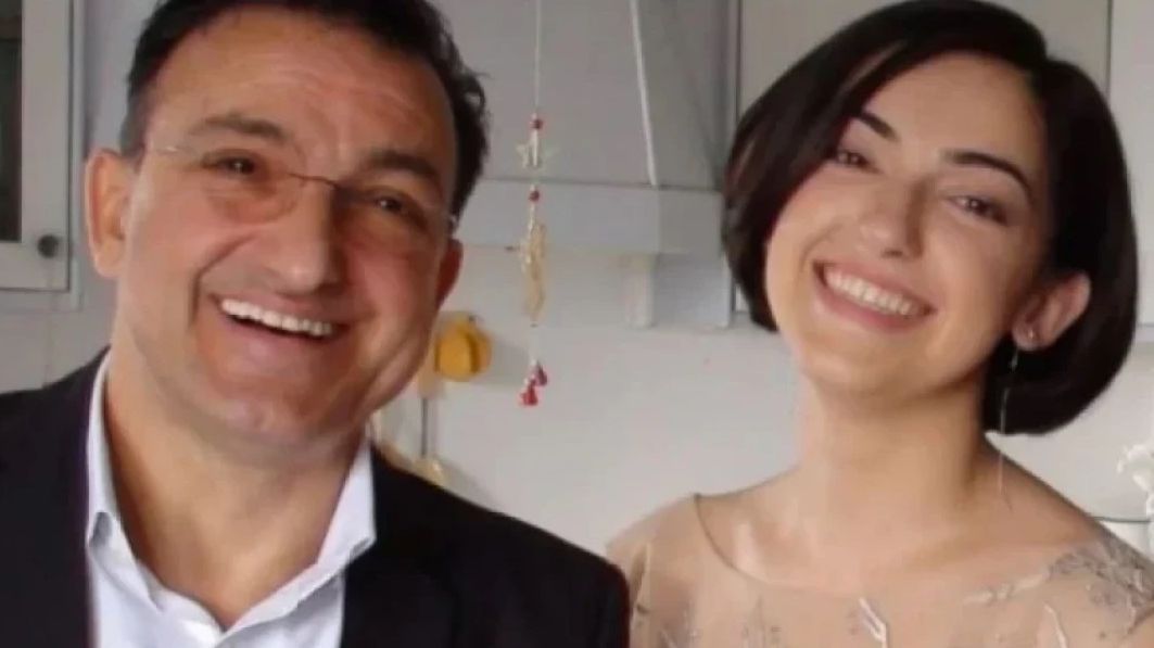 Дъщерята на Зуека с първи видеоклип