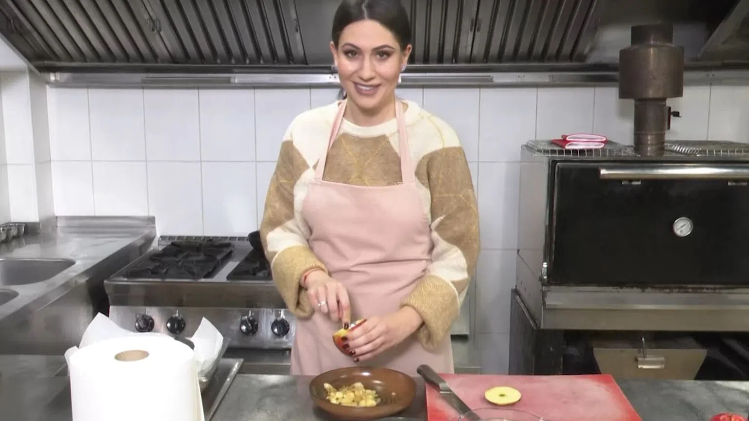 Виолета Манчева ще готви чак в Рибарица.