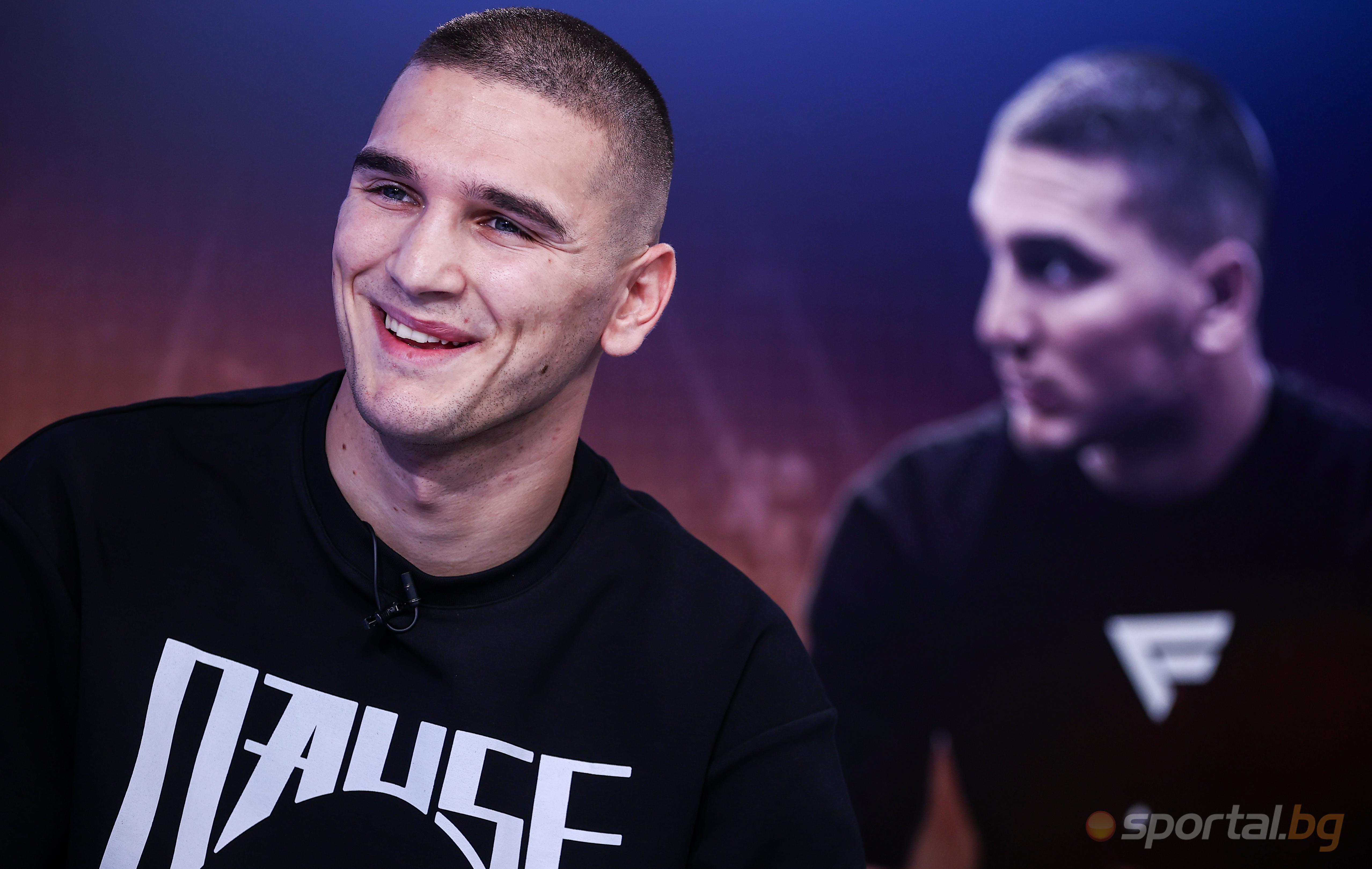 Теодор Христов направи шоу и доминира на MAX FIGHT 65