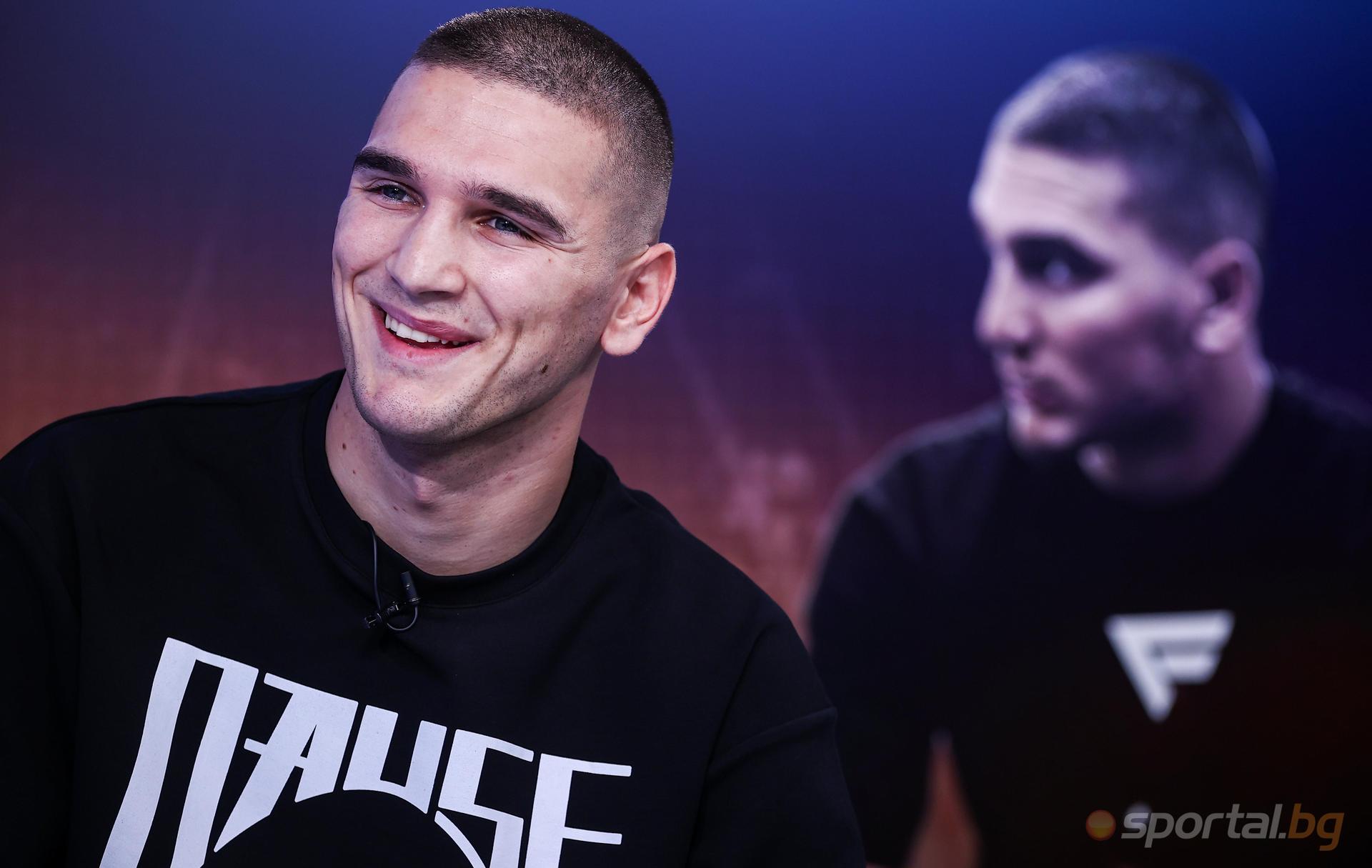 Теодор Христов направи шоу и доминира на MAX FIGHT 65