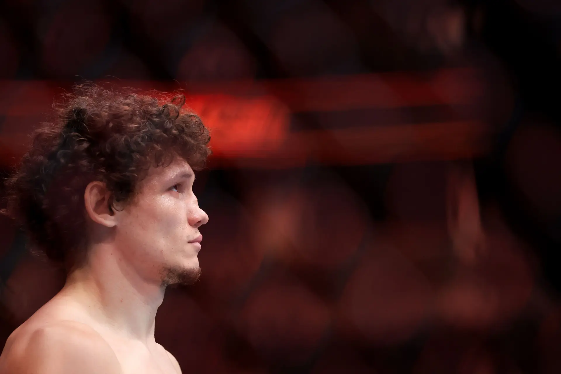 UFC 328 ще се проведе в Нюарк през май, една битка е оябвена