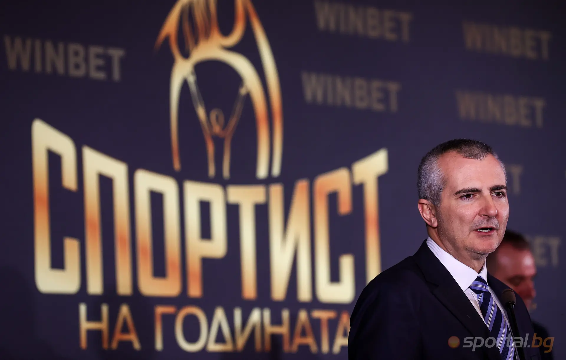 Министър Илиев за сътресенията в борбата и щангите: Искрено се надявам разумът да надделее