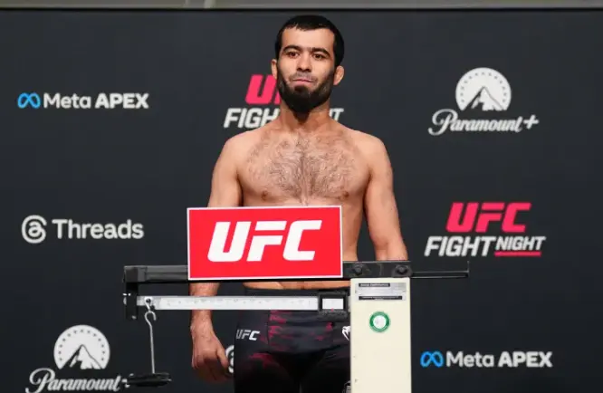 Четирима бойци се провалиха на кантара преди UFC Vegas 113