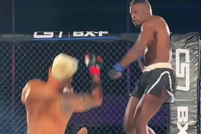 Бивш боец на UFC записа нокаут с впечатляващо засрещане