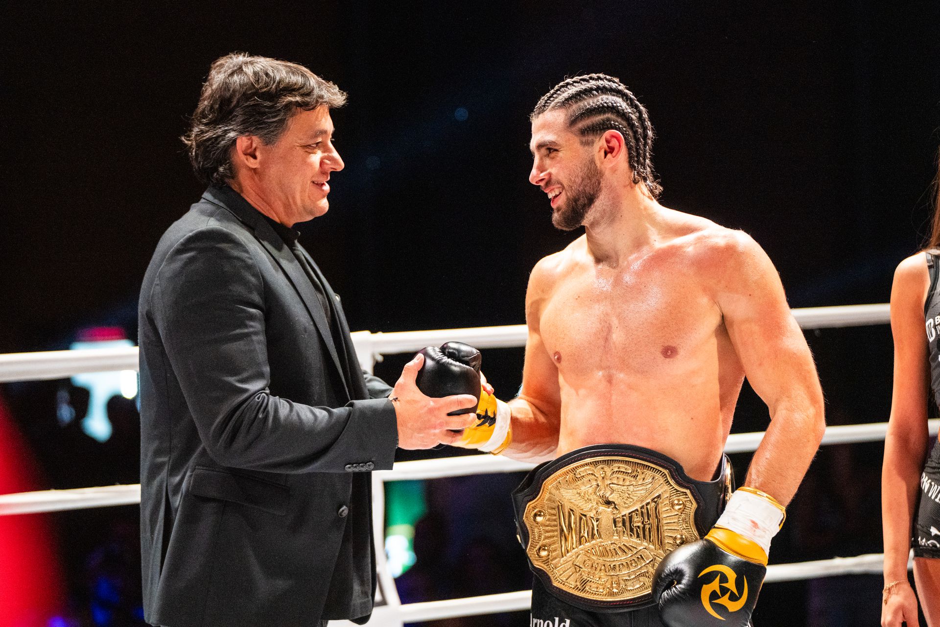 Мартин Копривленски нокаутира испанец и спечели титлата на MAX FIGHT