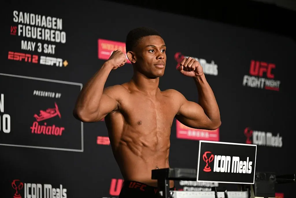 Боецът, който припадна преди UFC 324, даде първи коментар след инцидента
