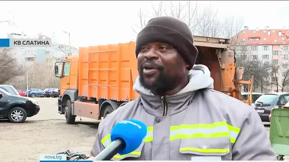 Шампион по ММА от Камерун събира боклука на София