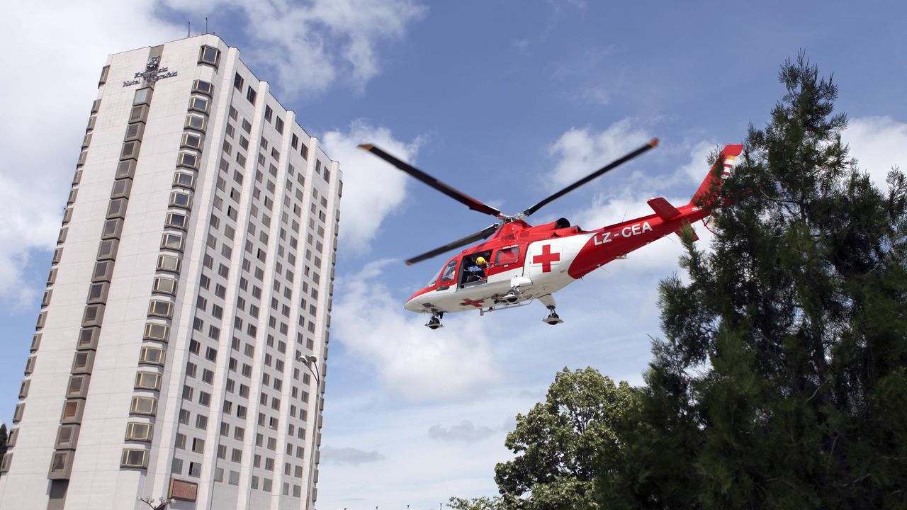 Сигналът е подаден около 13:00 часа, след като екипът на