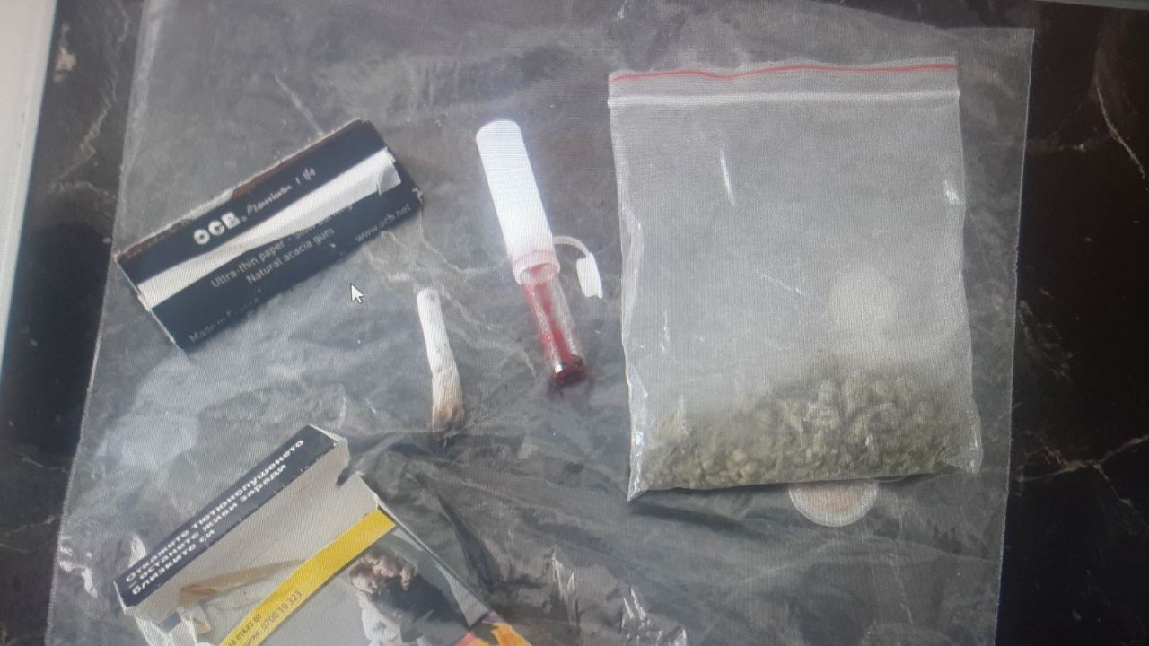 Спипаха двама с дрога в Софийско