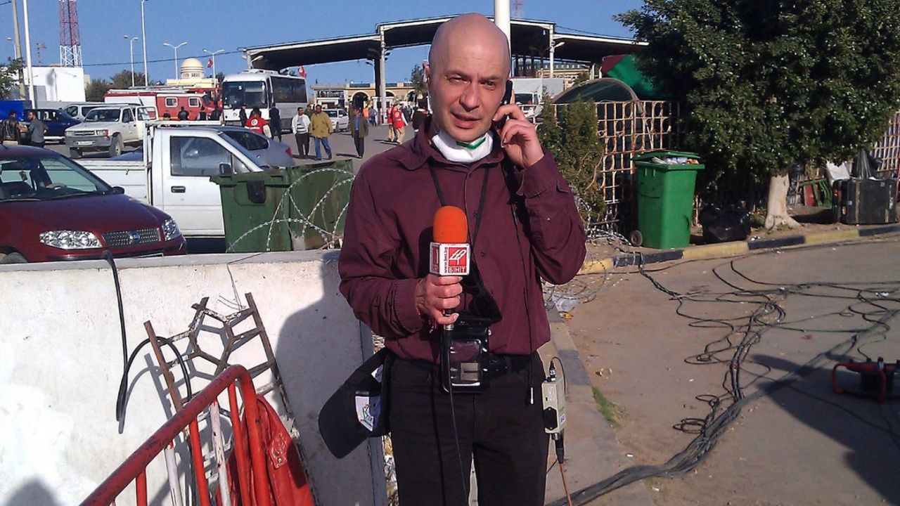 Разбиха колата на криминалния репортер на БНТ Иво Никодимов