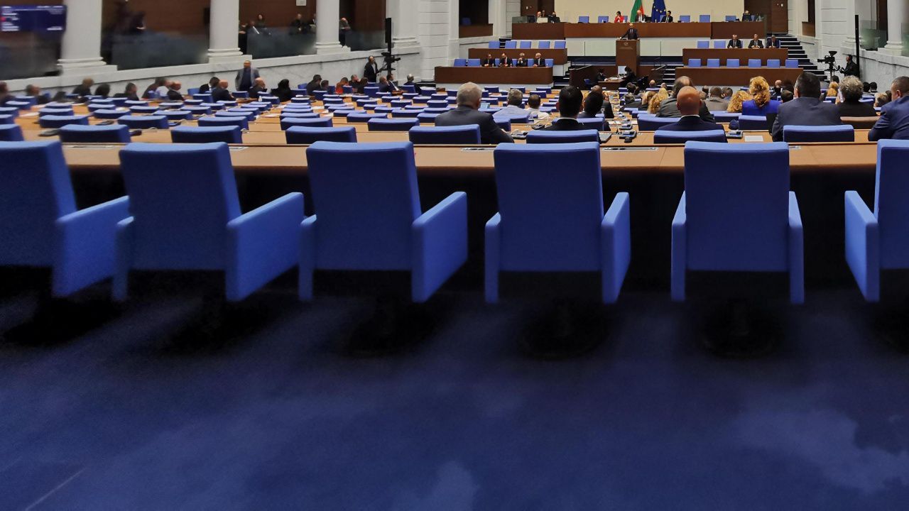 Парламентарната комисия по образованието и науката не одобри на първо гласуване законопроекта за държавния бюджет за 2024 г.