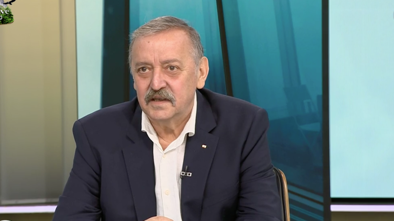Проф. Кантарджиев: Новият вариант на COVID-19 не е толкова опасен и не е смъртоносен