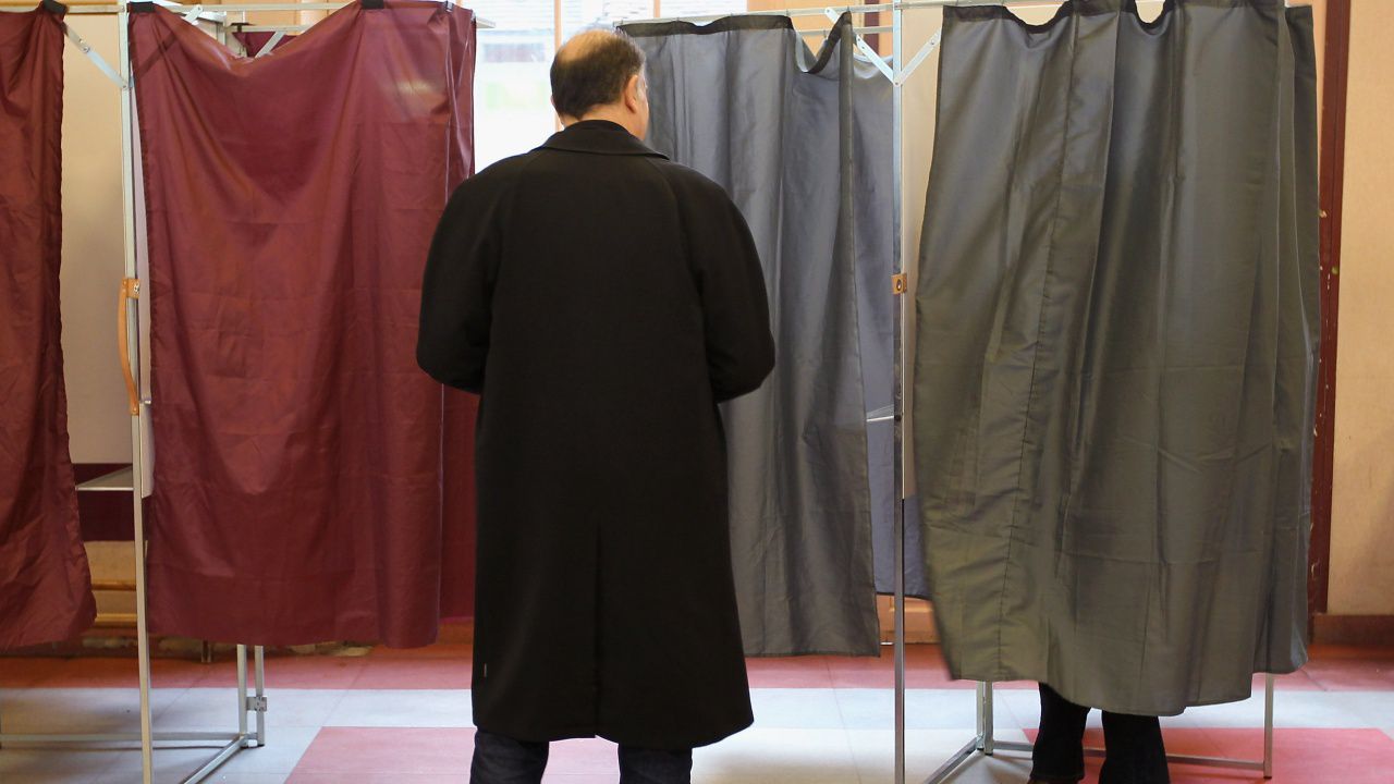 Швейцарците гласуваха на референдум за право на 13-а пенсия