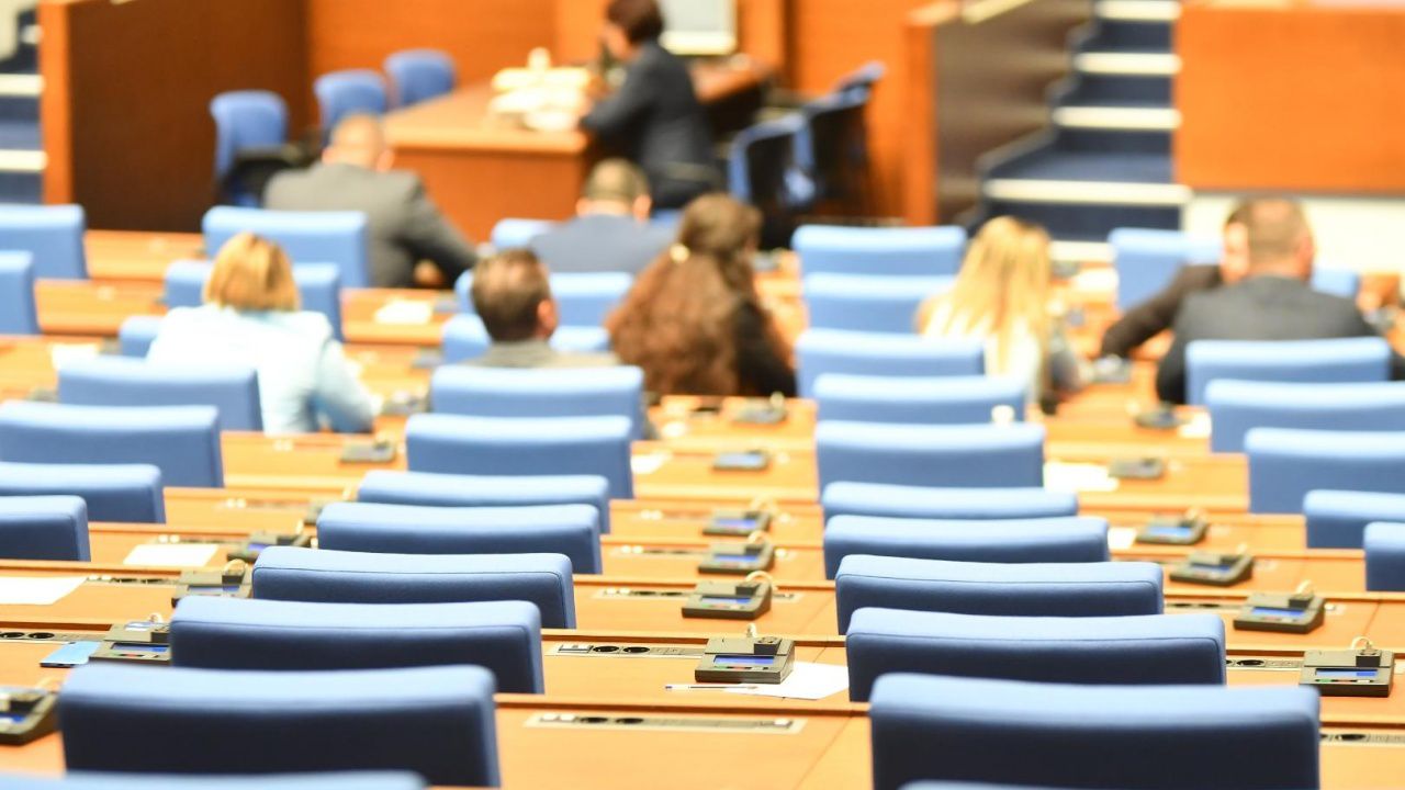 Народното събрание актуализира бюджета по Инвестиционната програма за общините