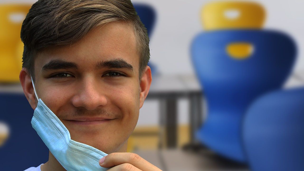 На този етап - не се препоръчват маски в училище