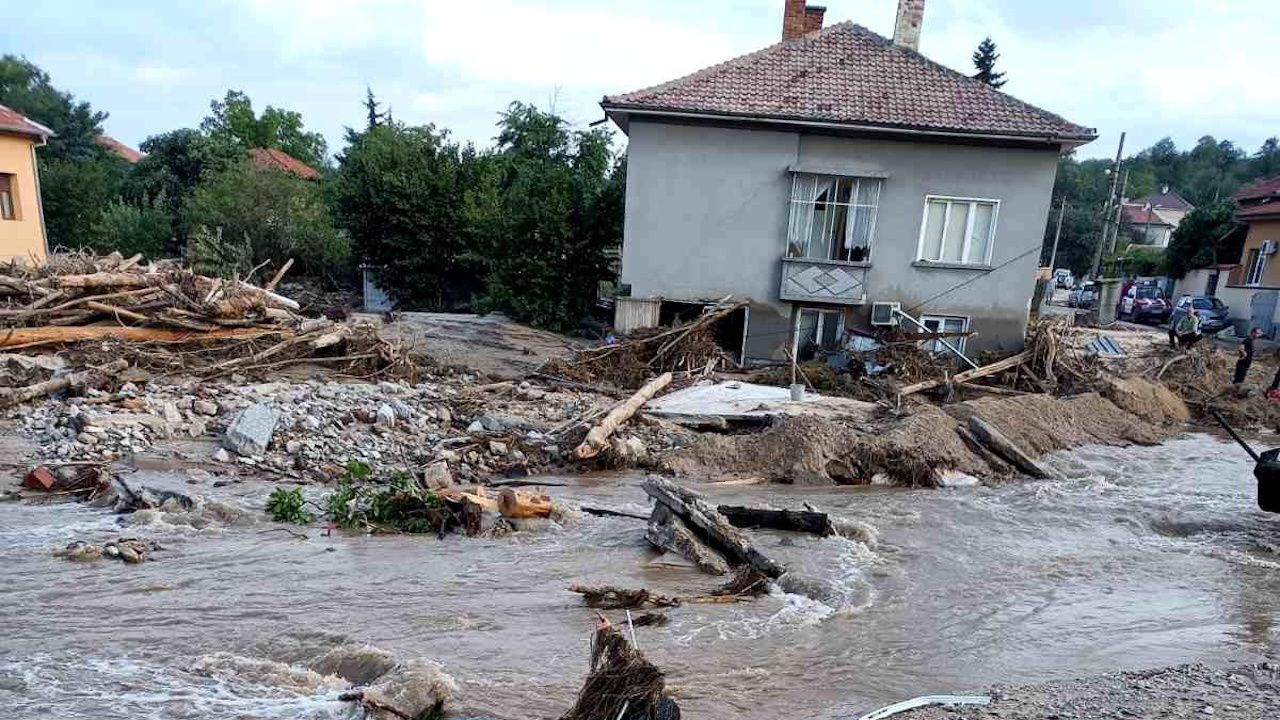 Опасност от нов потоп в Карловско