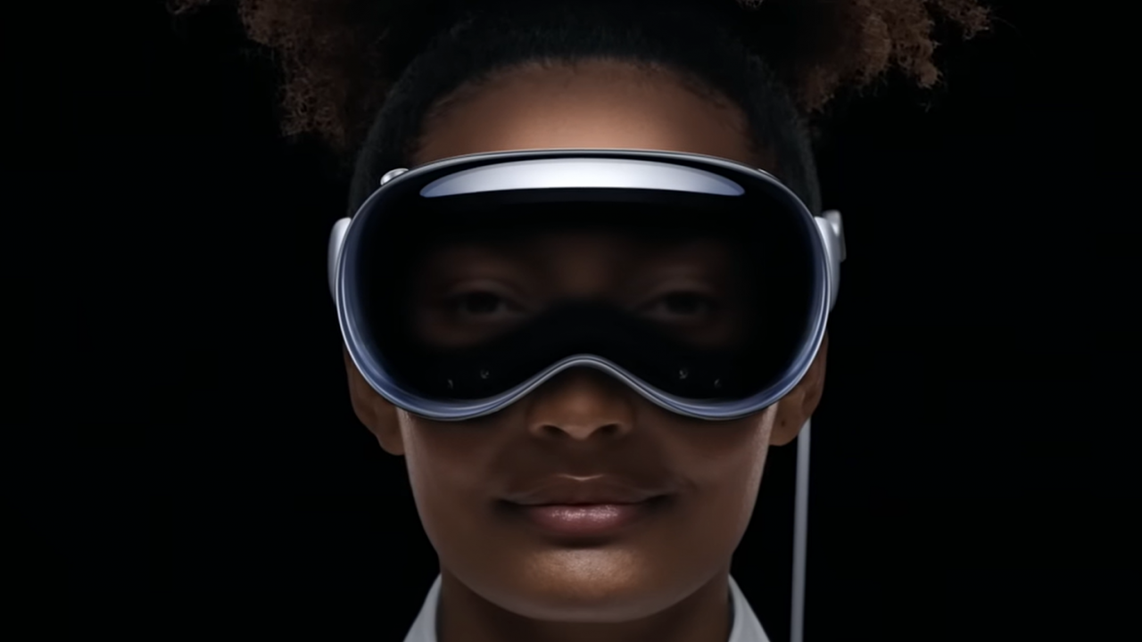 Потребители на Apple са разочаровани: не могат да гледат VR порно на новите очила за виртуална и добавена реалност