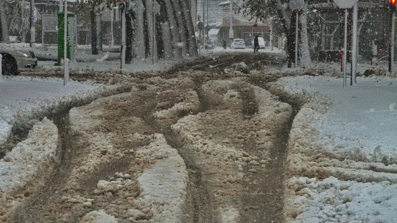 В Разградско зимната обстановка остава усложнена