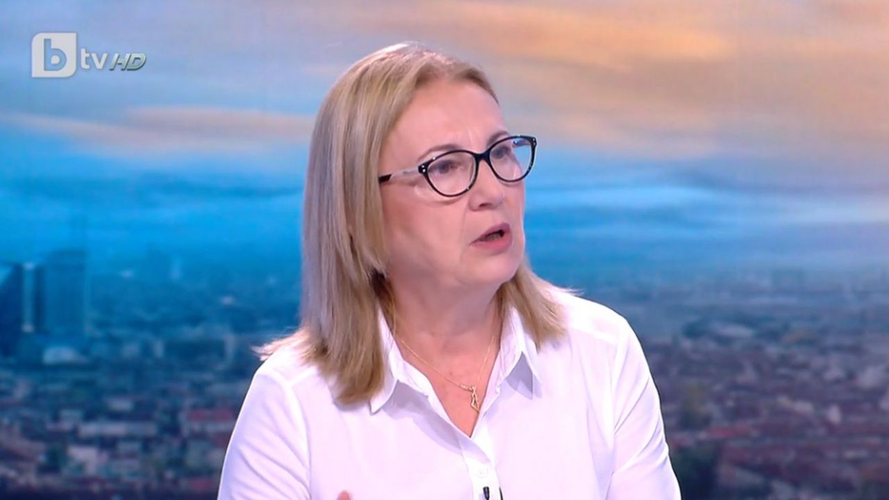 Румяна Бъчварова за смяната на 3 март: Защо да не сменим и името на "Св. Александър Невски"?