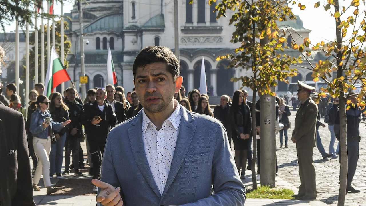 Деца от Молдова, РС Македония и България написаха благодарствени писма до д-р Врабевски