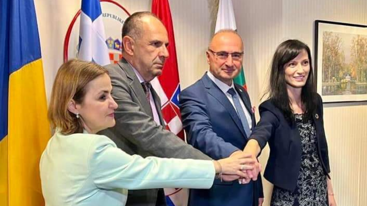 Габриел: България, Гърция, Румъния и Хърватия може да допринесат за стабилността на Югоизточна Европа