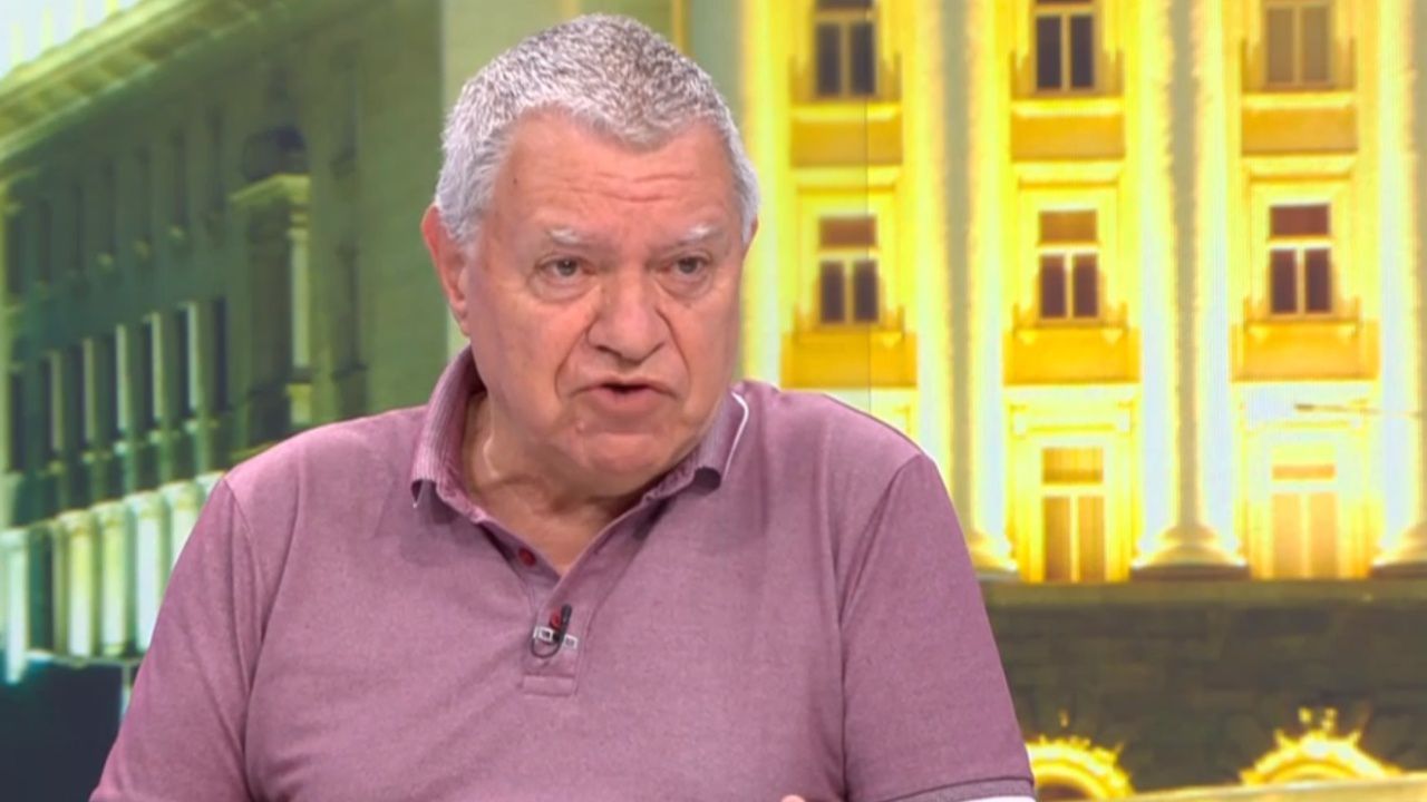 Проф. Константинов: ПП-ДБ ще загубят между 10 и 15 депутати след изборите