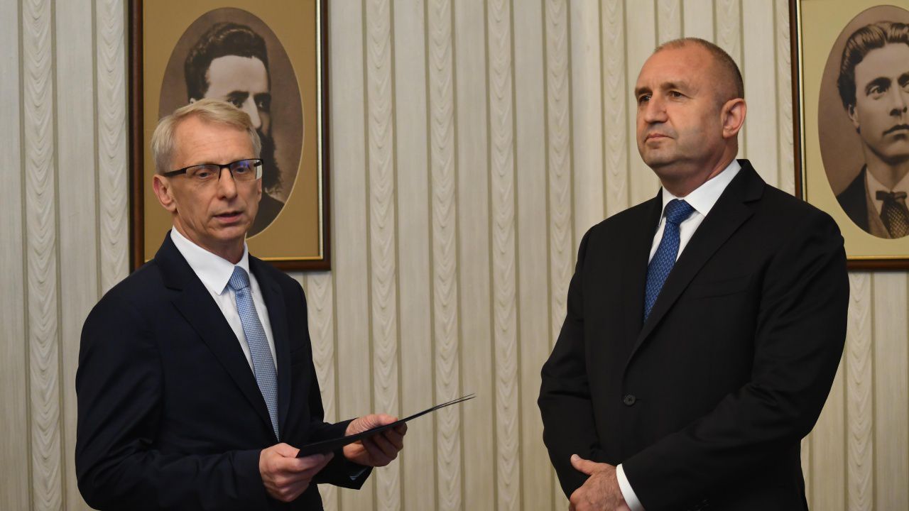 Кабинетът отряза Радев от срещата на върха на НАТО