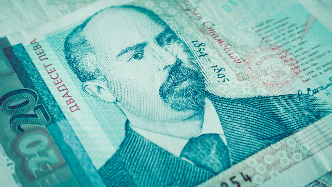 Хампарцумян: Вдигането на минималната работна заплата допълнително ще помпа инфлацията