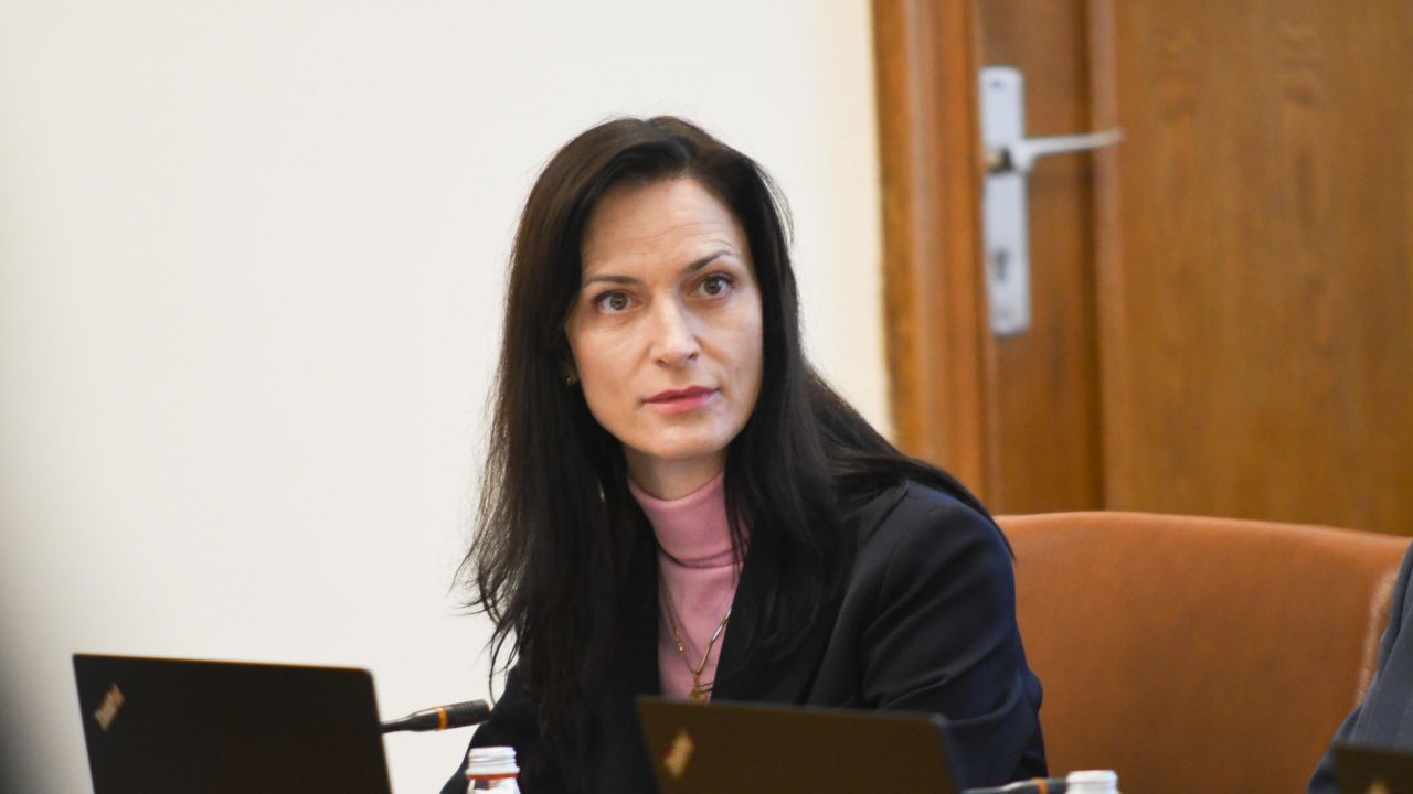 Мария Габриел:  България е последователна в позицията си за подкрепа на Украйна