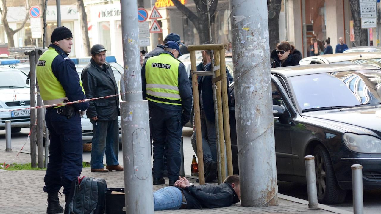 След спецакция: Столичната полиция задържа двама дилъри, иззе от тях над половин килограм наркотици