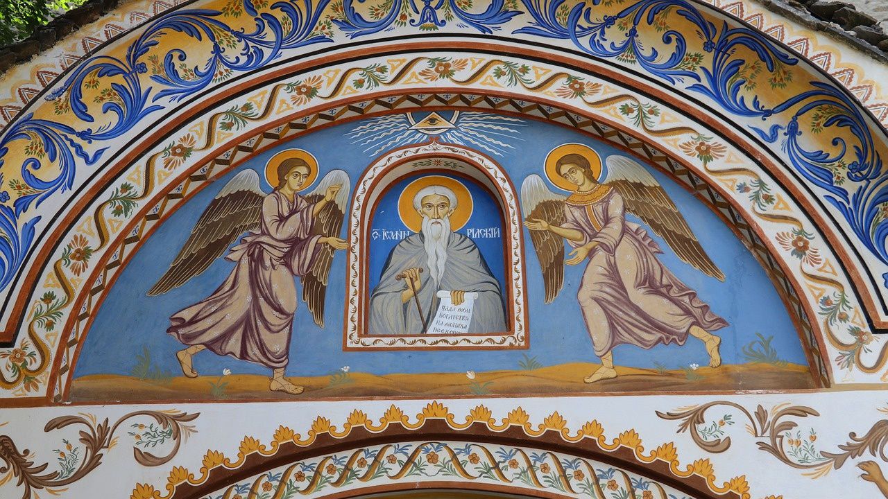 Честваме паметта на светите апостоли Стахий, Амплий, Урбан, Наркис, Апелий и Аристовул