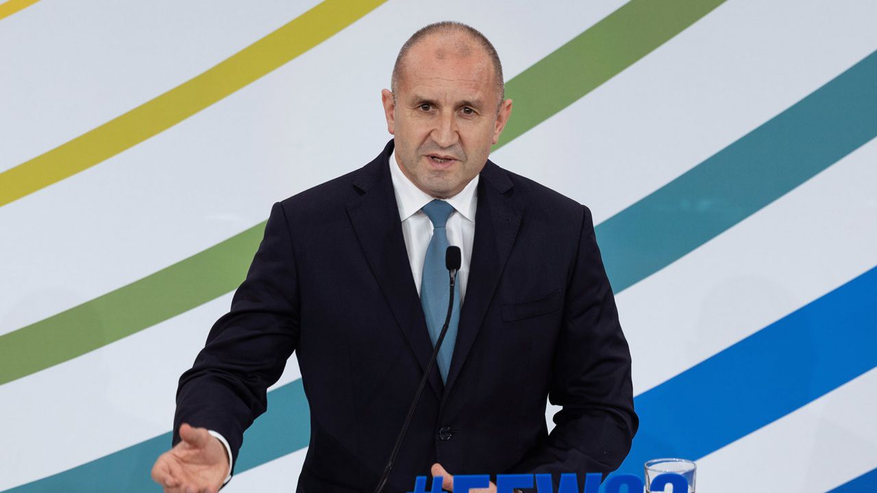 Румен Радев: Напредването на силите на "Вагнер" към Москва повдига въпроса какво ще стане с хилядите ядрени бойни глави в Русия