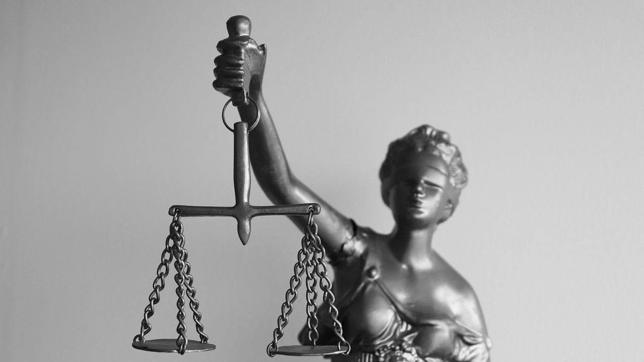 Осъдиха петима за политическо убийство в Еквадор