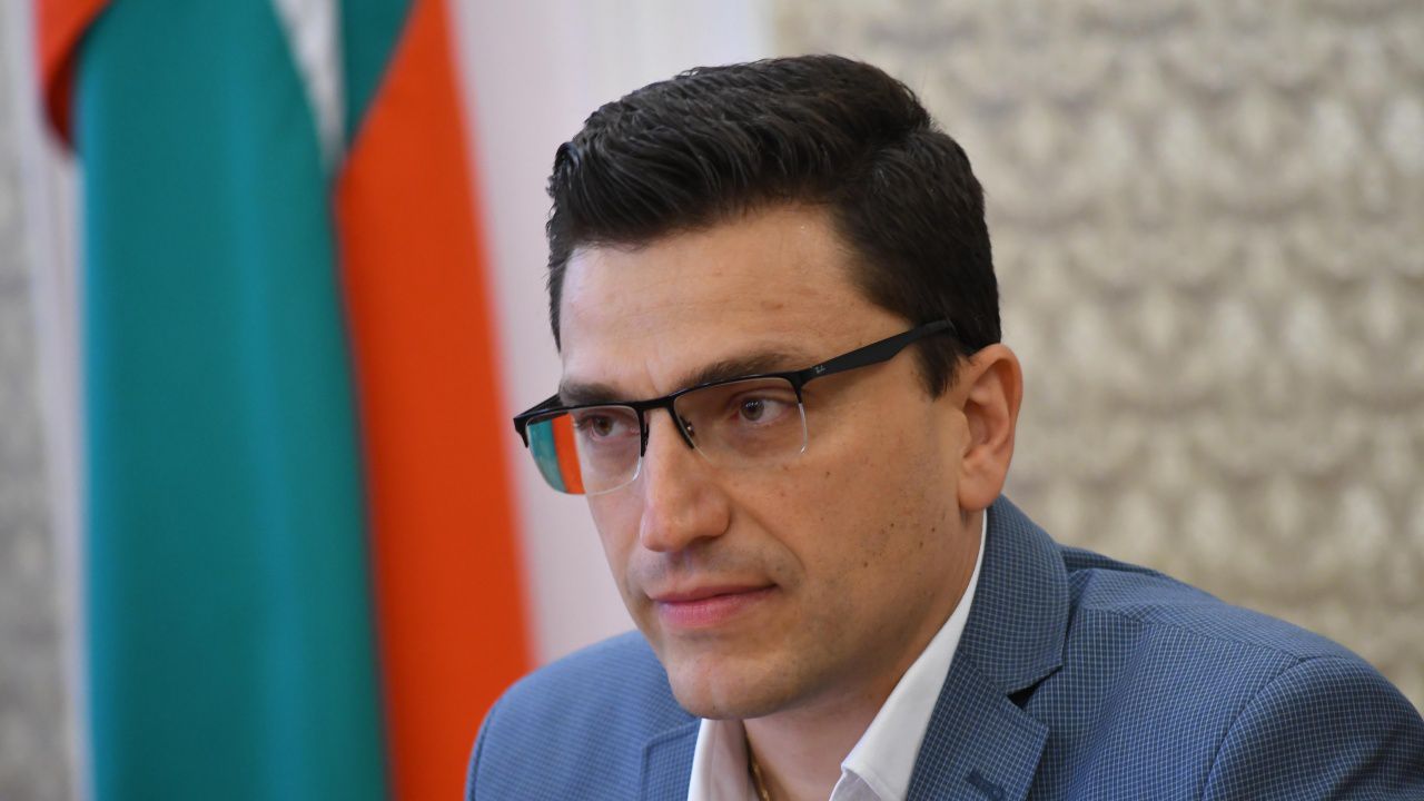 Сабрутев: Здравеопазването си е запазена територия за мафията