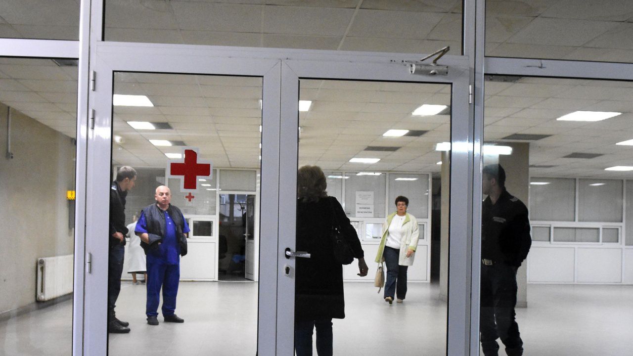 След разпореждане на премиера - МЗ започва масови проверки в големи болници у нас