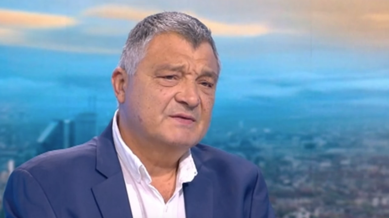 Свинаров: Нито НАТО, нито ЕС имат единно решение за Украйна
