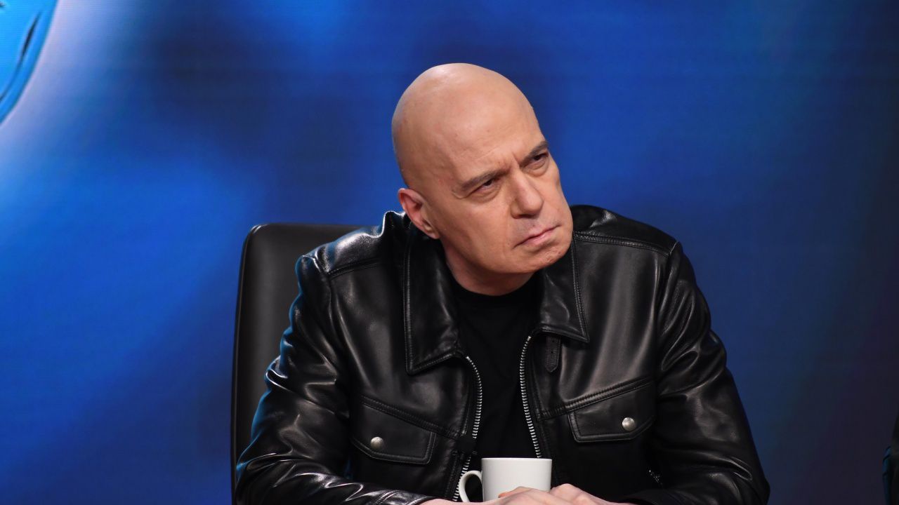 Слави Трифонов обжалва запора по делото за "Песен за Лена"