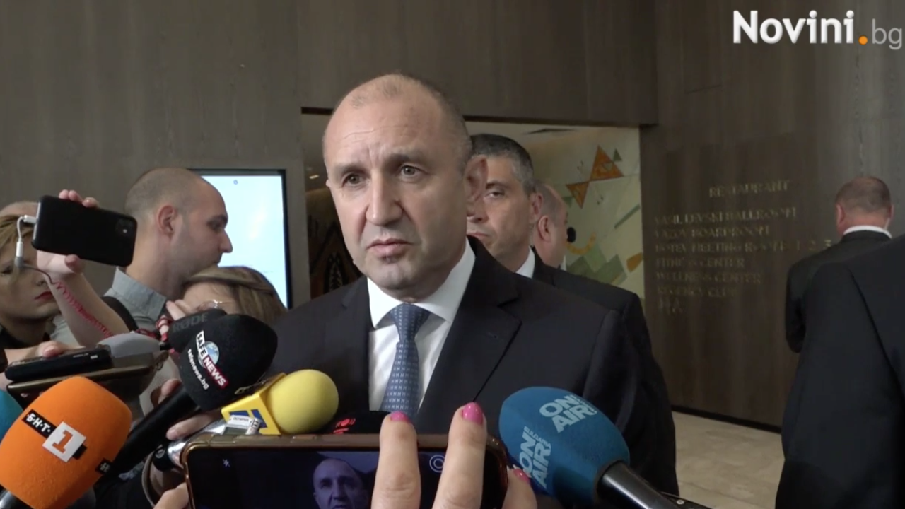 Радев скочи на Денков за Зеленски: Нашите управляващи нямат свое мнение, слушат другите държави