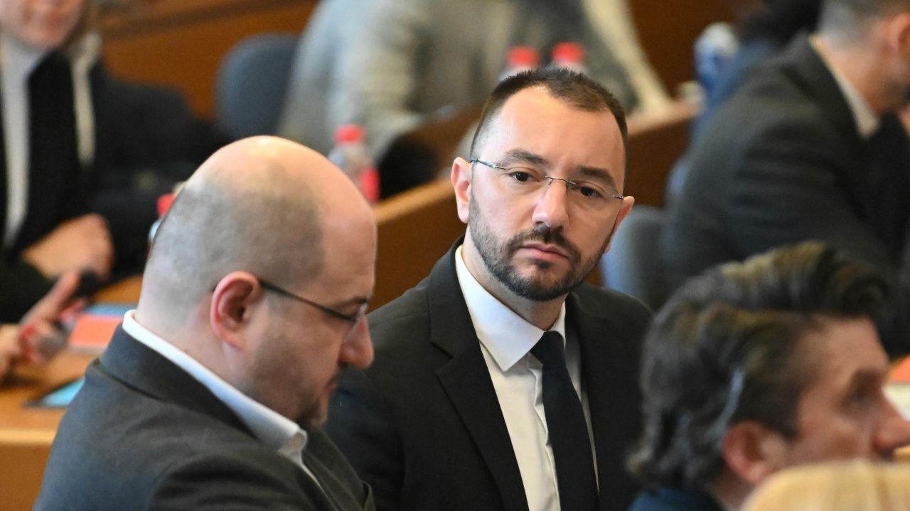 Хекимян: Правено ли е ала-бала с подписите, с които уж се дава съгласие за започване на реорганизацията на булевардите около НДК?